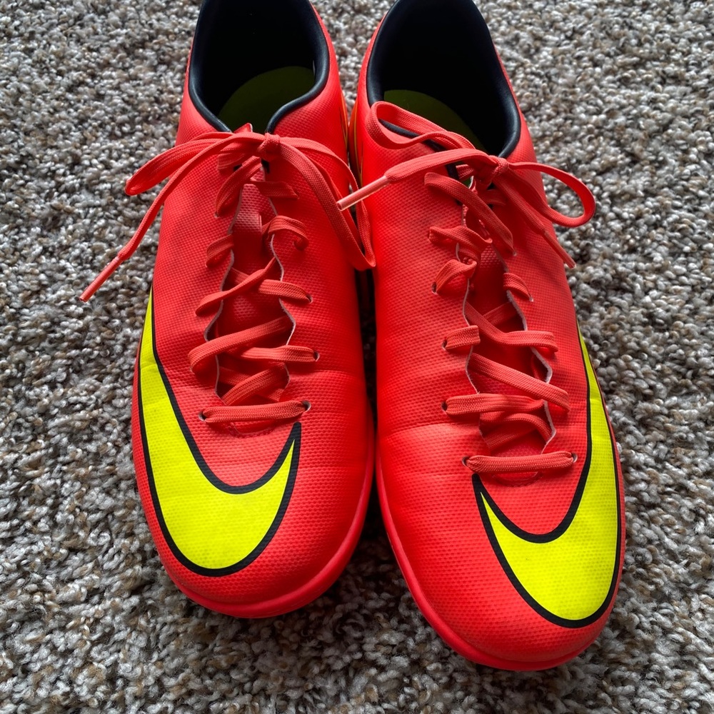 Nike Mercurial Indoor Cleats